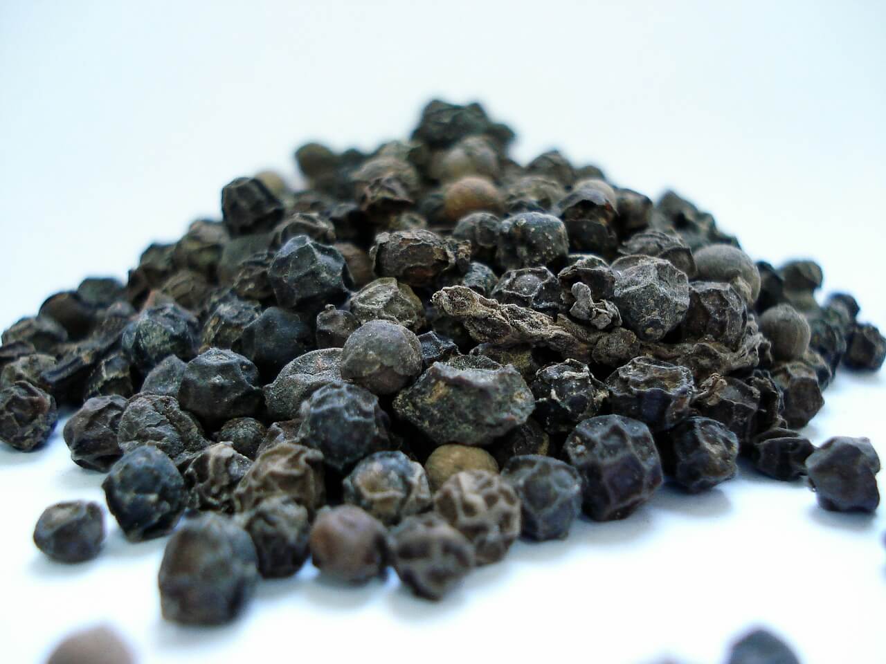Black Pepper: History, Flavor, Benefits, Uses - SPICEography