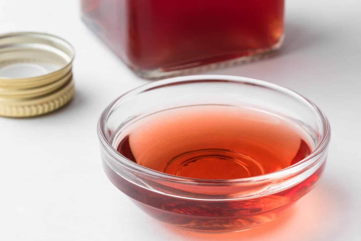 Red Wine Vinegar Vs. Balsamic Vinegar SPICEography Showdown
